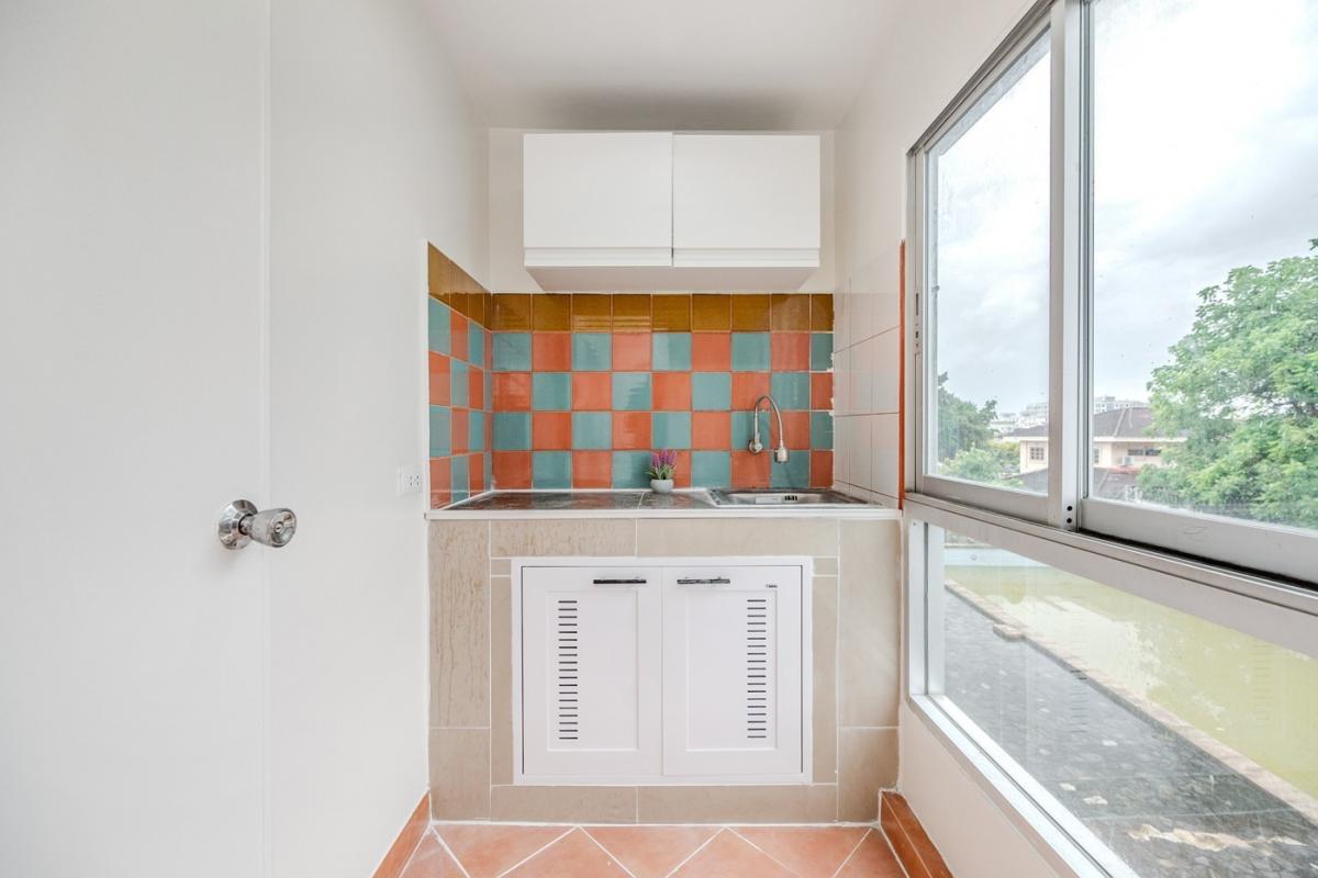 ขายคอนโดอ่อนนุช อุดมสุข : 🍁 เดินทางสะดวก คือ ที่สุด 3 นาทีถึง BTS อ่อนนุช (สุขุมวิท 85) เพียง 900 เมตร📌 รีเจ้นท์ โฮม 4 (Regent Home 4)