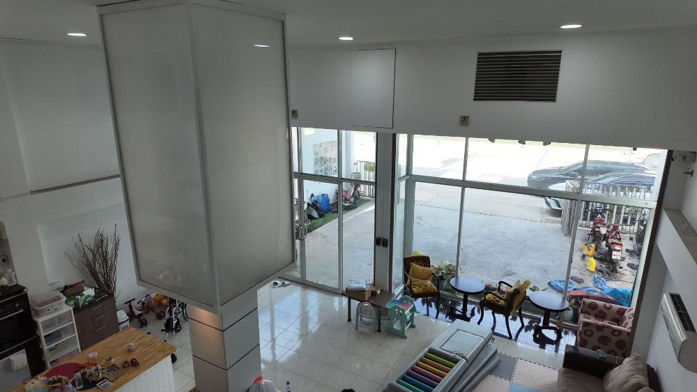 For SaleShop HousePhutthamonthon, Salaya : For sale: 3 and a half storey commercial building, Phutthamonthon Sai 3, size 86.7 sq m.