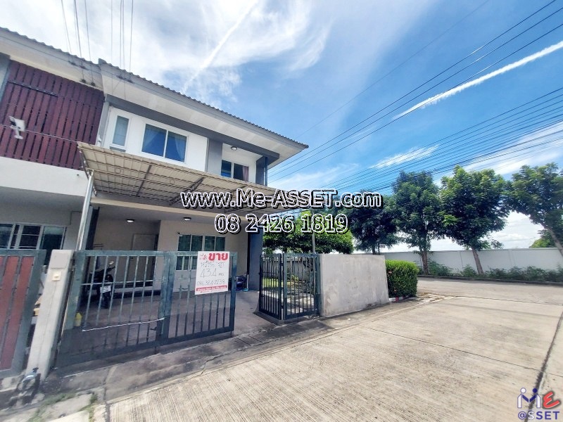 For SaleTownhomeRama5, Ratchapruek, Bangkruai : Cheap townhouse for sale, corner unit at the beginning of the project, Soi Wat Tha Kiewian area, along Khlong Phra Udom, Khlong Bang Phai, Wat Thong Sa-at, Lat Lum Kaeo: Baan Suan Thanakarn Garden Village: 2 floors, 43.4 sq.wa: CODE NN-91348