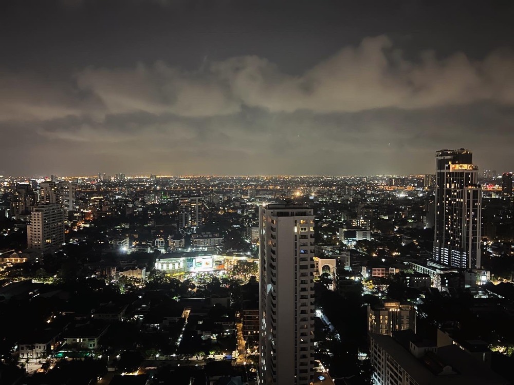 For SaleCondoKhlongtoei, Kluaynamthai : 1 bed next to MRT Siamese exclusive queen