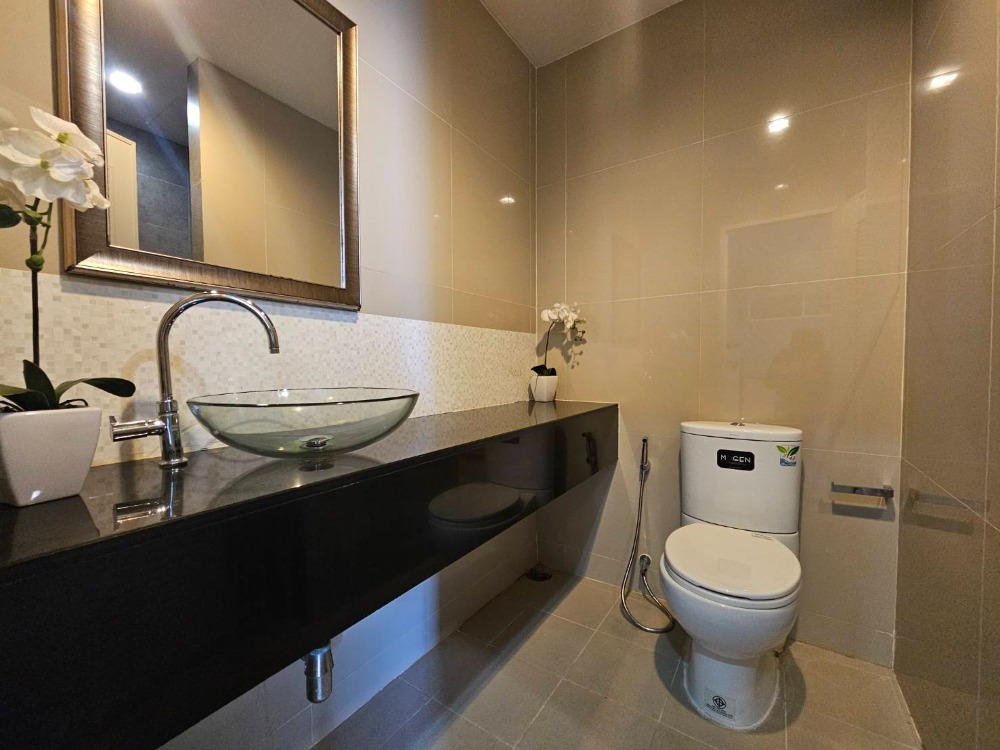 For RentCondoOnnut, Udomsuk : <<For rent>> Pet-friendly condo ((only cats)) near BTS On Nut 550 meters