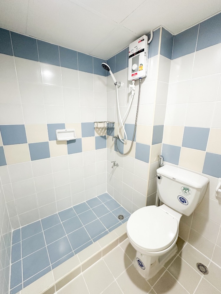 ขายคอนโดลาดพร้าว101 แฮปปี้แลนด์ : 🏢 ลุมพินี เซ็นเตอร์ ลาดพร้าว 111 | 𝟒𝟎𝟎 เมตรถึง 𝐌𝐑𝐓 บางกะปิ🔥