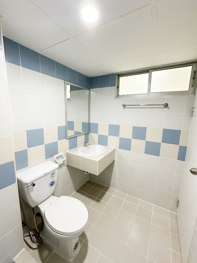 ขายคอนโดลาดพร้าว101 แฮปปี้แลนด์ : 🏢 ลุมพินี เซ็นเตอร์ ลาดพร้าว 111 | 𝟒𝟎𝟎 เมตรถึง 𝐌𝐑𝐓 บางกะปิ🔥