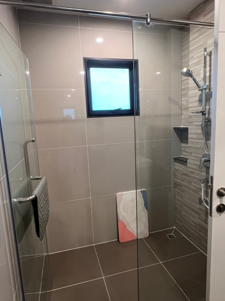 For RentHousePattanakan, Srinakarin : K-5895 For rent! Burasiri Phatthanakan, beautiful house, ready to move in, corner house, next to the common area