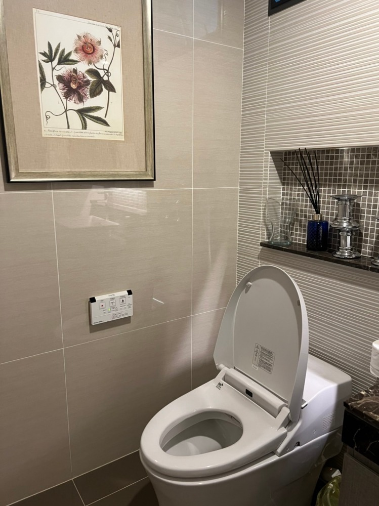 For RentHousePattanakan, Srinakarin : K-5895 For rent! Burasiri Phatthanakan, beautiful house, ready to move in, corner house, next to the common area