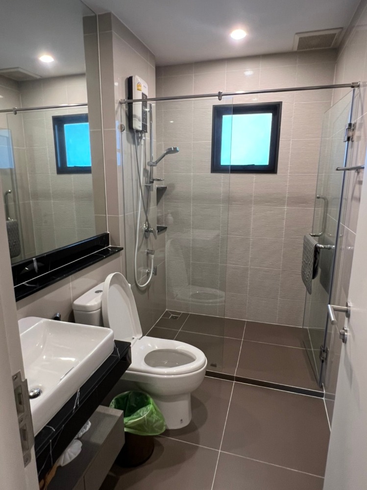 For RentHousePattanakan, Srinakarin : K-5895 For rent! Burasiri Phatthanakan, beautiful house, ready to move in, corner house, next to the common area