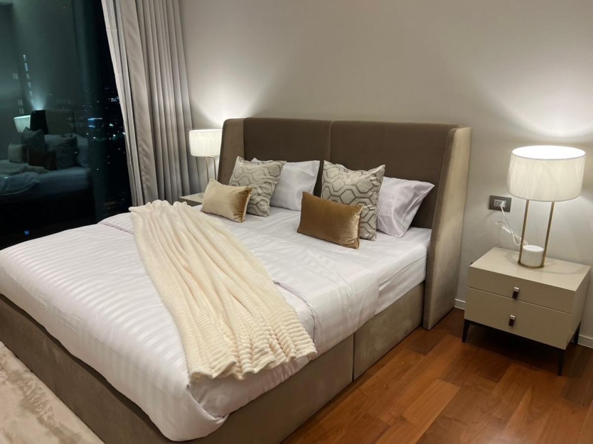 ขายคอนโดวิทยุ ชิดลม หลังสวน : คอนโดหรูให้เช่าและขาย The Residences at Sindhorn Kempinski หลังสวน ใจกลางเมือง ขนาดกว้าง 356 ตร.ม 5 ห้องนอน 7 ห้องน้ำ เหมาะสำหรับนักลงทุนและผู้มองหาคอนโดพรีเมียม Bangkok