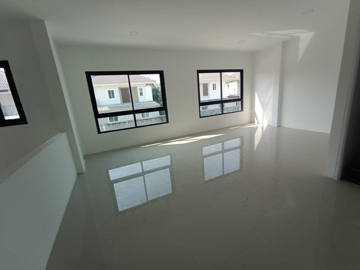 For SaleFactoryNonthaburi, Bang Yai, Bangbuathong : The Loft Minifactory 5 Warehouse, Factory, Commercial Building (The owner sells by himself)