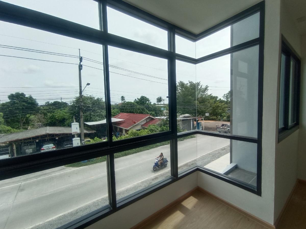 ขายอาคารพาณิชย์นนทบุรี บางใหญ่ บางบัวทอง : The Loft Homeoffice อาคารพาณิชย์,ตึกแถว,โฮมออฟฟิศ (เจ้าของขายเอง)