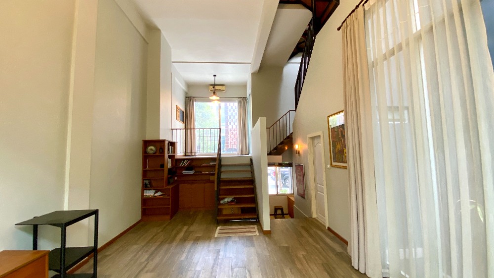 ขายทาวน์โฮมนวมินทร์ รามอินทรา : ขายบ้าน ไซมิส บลอสซั่ม แอท แฟชั่น (Siamese Blossom @ Fashion) 3 ชั้นครึ่ง 250 ตารางเมตร type ใหญ่สุด