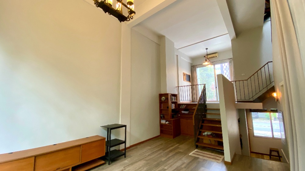 ขายทาวน์โฮมนวมินทร์ รามอินทรา : ขายบ้าน ไซมิส บลอสซั่ม แอท แฟชั่น (Siamese Blossom @ Fashion) 3 ชั้นครึ่ง 250 ตารางเมตร type ใหญ่สุด