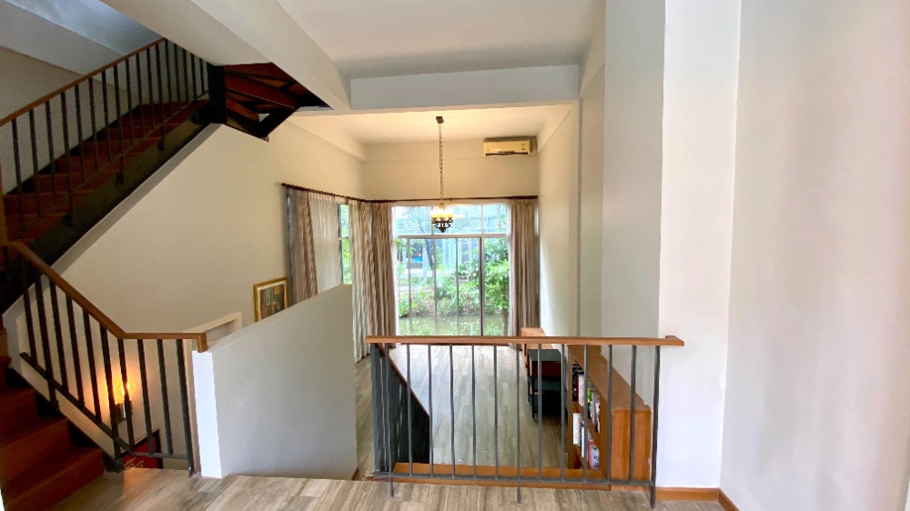 ขายทาวน์โฮมนวมินทร์ รามอินทรา : ขายบ้าน ไซมิส บลอสซั่ม แอท แฟชั่น (Siamese Blossom @ Fashion) 3 ชั้นครึ่ง 250 ตารางเมตร type ใหญ่สุด