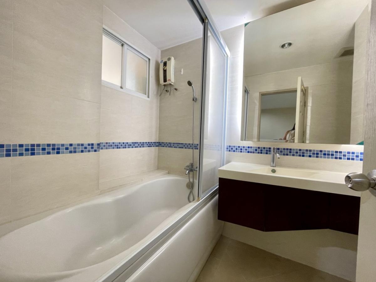 For RentCondoSathorn, Narathiwat : Rent Life @ Sathorn 10 (Life At Sathorn 10)