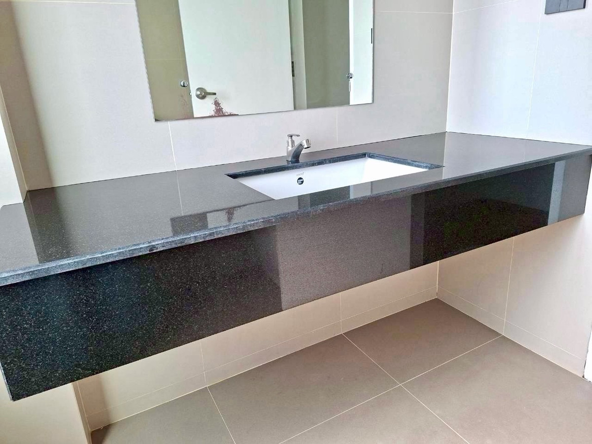 ให้เช่าโฮมออฟฟิศรัชดา ห้วยขวาง : 😍😍😍 ด่วน พร้อมอยู่ โฮมออฟฟิศ 3.5ชั้น หลังใหญ่ ใจกลางเมือง✅✅✅