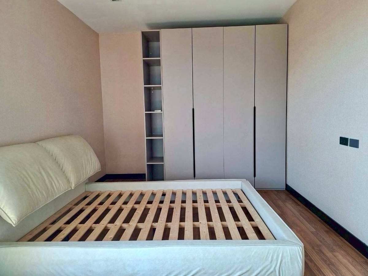 ให้เช่าโฮมออฟฟิศรัชดา ห้วยขวาง : 😍😍😍 ด่วน พร้อมอยู่ โฮมออฟฟิศ 3.5ชั้น หลังใหญ่ ใจกลางเมือง✅✅✅