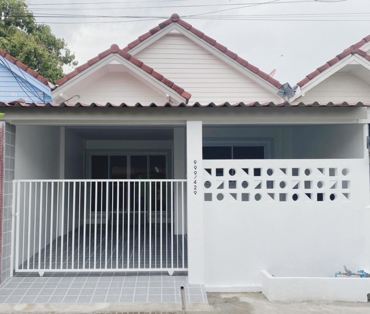 For SaleHousePhitsanulok : Townhouse for sale #Palm Place Village 3 #Phitsanulok #In the city #Aranyik #Big C #Lotus in the city #HomePro