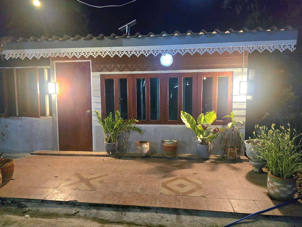 ให้เช่าบ้านนครปฐม : บ้านเดี่ยวชั้นเดียว ให้เช่าบรรยากาศในสวนที่ธรรมชาติ อยู่ในโครงการบางปลารีสอร์ท