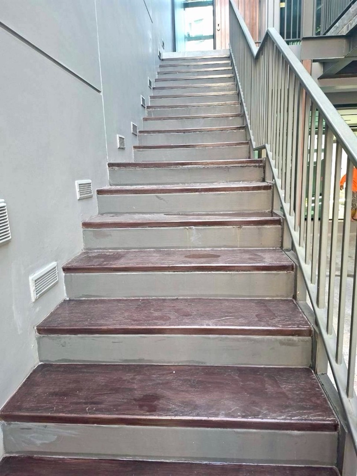 ให้เช่าโฮมออฟฟิศรัชดา ห้วยขวาง : 😍😍😍 ด่วน พร้อมอยู่ โฮมออฟฟิศ 3.5ชั้น หลังใหญ่ ใจกลางเมือง✅✅✅