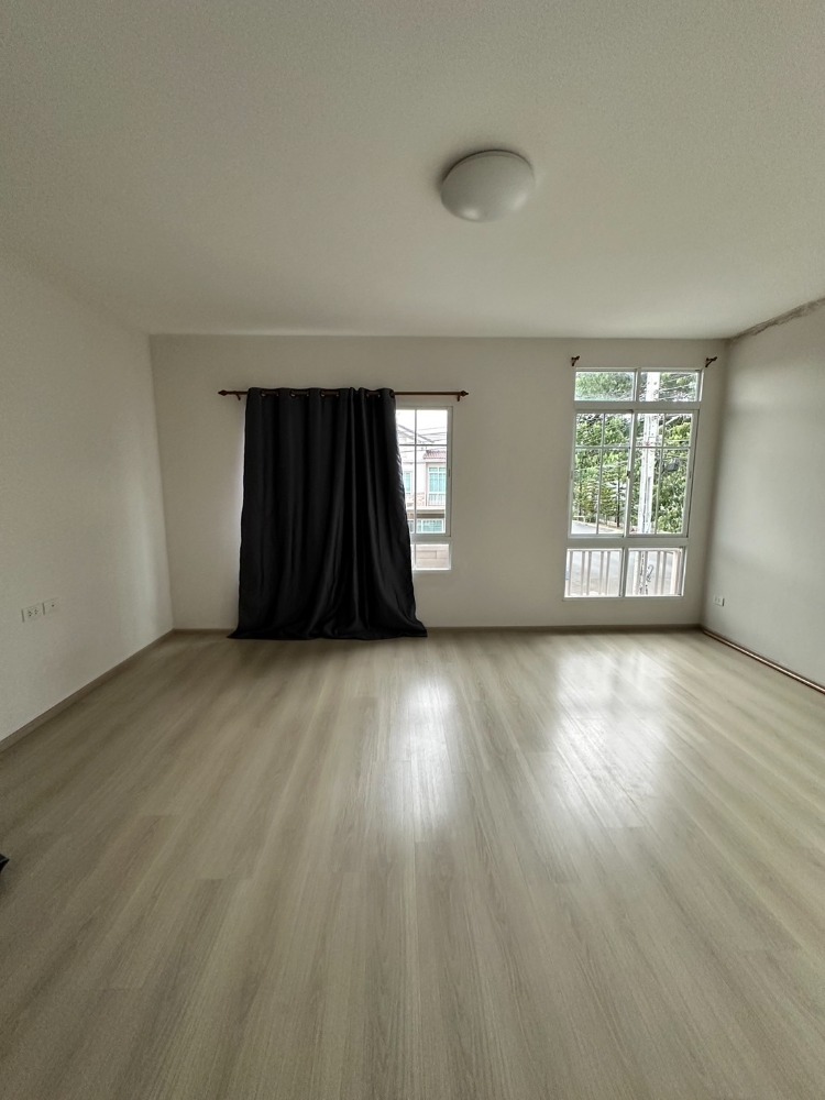 ขายทาวน์โฮมมีนบุรี-ร่มเกล้า : ขายทาวน์โฮม Indy ศรีนครินทร์ - ร่มเกล้า ทำเลดี พร้อมอยู่