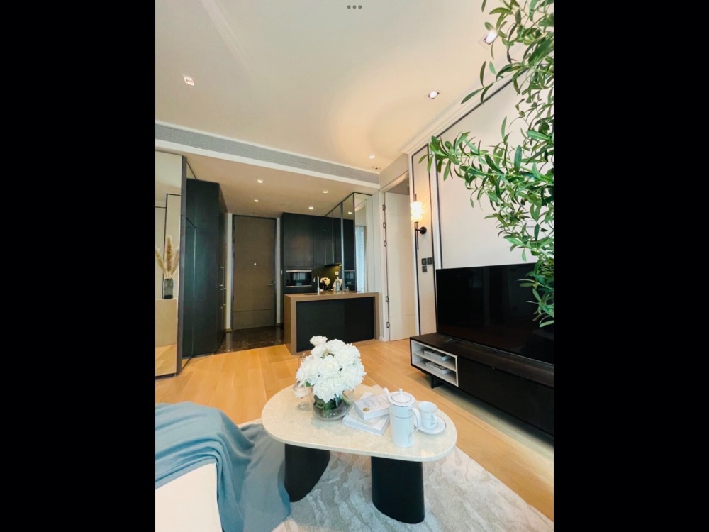 ขายคอนโดวิทยุ ชิดลม หลังสวน : 2 นอน bts ชิดลม 28 chidlom