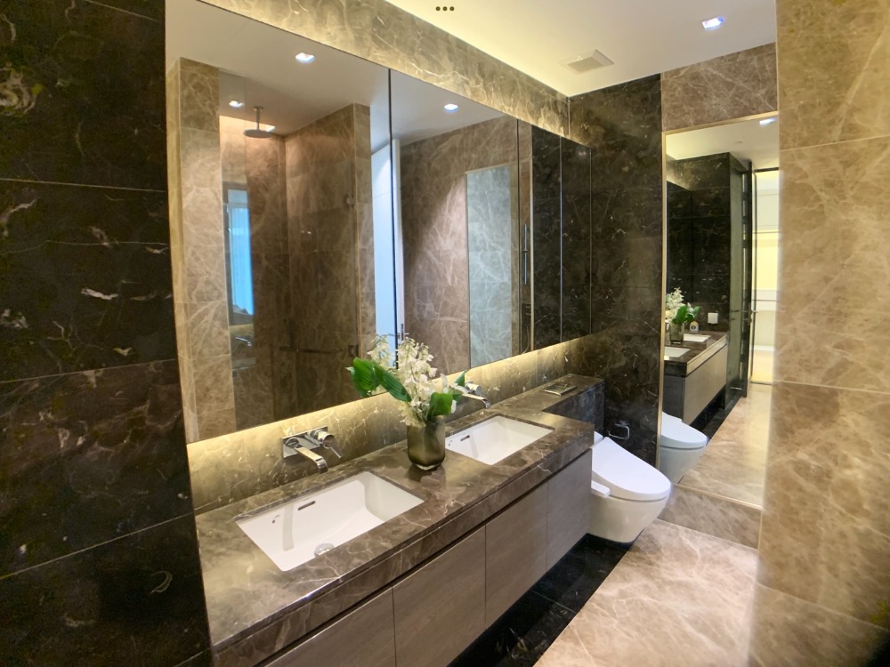 ขายคอนโดวิทยุ ชิดลม หลังสวน : 2 นอน bts ชิดลม 28 chidlom