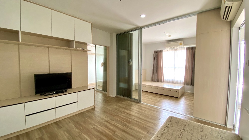 For SaleCondoRathburana, Suksawat : Sale: ISSI condo Suksawat, 2 bedrooms, the largest room in the building, 60.29 sq.m., 23rd floor, Chao Phraya River view