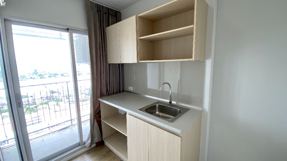 For SaleCondoRathburana, Suksawat : Sale: ISSI condo Suksawat, 2 bedrooms, the largest room in the building, 60.29 sq.m., 23rd floor, Chao Phraya River view