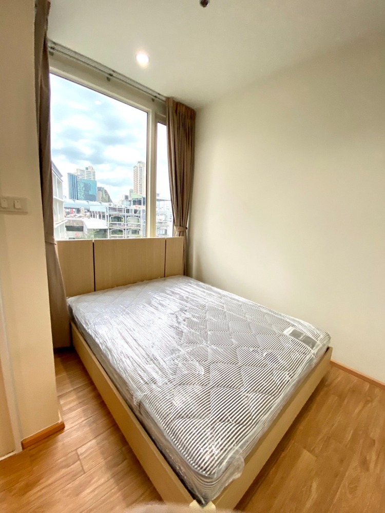 For RentCondoRatchathewi,Phayathai : Villa Rachatewi Studio, North-facing room, high floor, 18,000