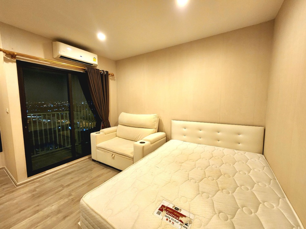 For RentCondoNonthaburi, Bang Yai, Bangbuathong : Status as shown in the cover photo **Vacant room (renovated room, very new condition, want you to come and see)** Plum Condo Central Station Phase 1, price 6,500, east side, SN490.69