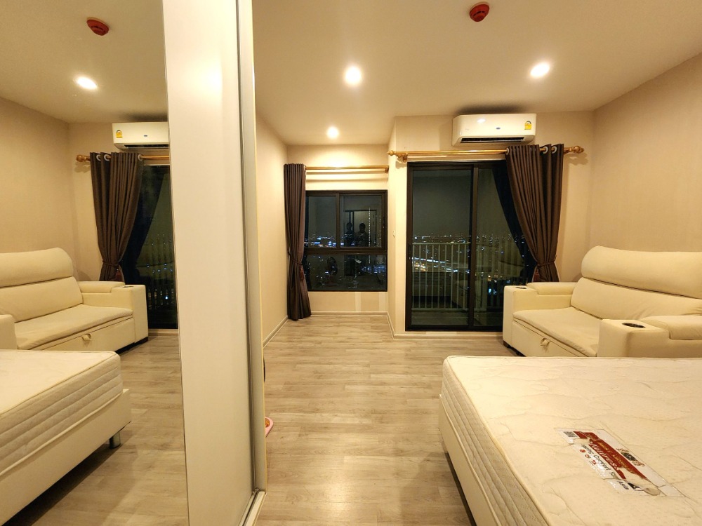 For RentCondoNonthaburi, Bang Yai, Bangbuathong : Status as shown in the cover photo **Vacant room (renovated room, very new condition, want you to come and see)** Plum Condo Central Station Phase 1, price 6,500, east side, SN490.69