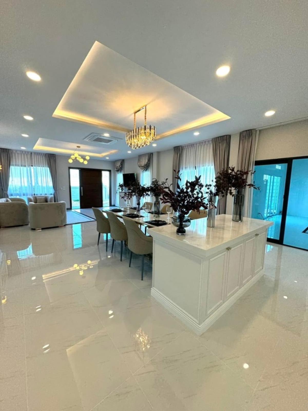 ขายบ้านบางนา แบริ่ง ลาซาล : 📢👇ขายบ้านใหม่ โครงการใหม่ ที่ The City บางนา (โครงการใหม่) มีความเป็นส่วนตัวสูง เนื่องจากหลังมุม Type ใหญ่  Godiva หน้าบ้านไม่ติดกับหลังอื่น พื้นที่กว้าง ใกล้ Mega บางนา