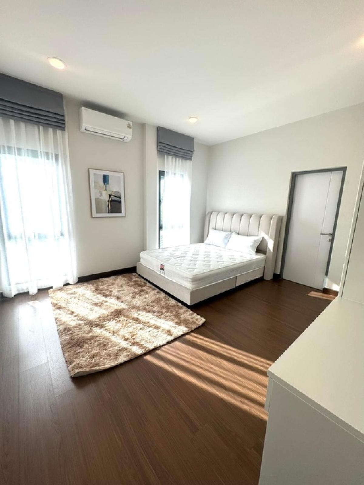 ขายบ้านบางนา แบริ่ง ลาซาล : 📢👇ขายบ้านใหม่ โครงการใหม่ ที่ The City บางนา (โครงการใหม่) มีความเป็นส่วนตัวสูง เนื่องจากหลังมุม Type ใหญ่  Godiva หน้าบ้านไม่ติดกับหลังอื่น พื้นที่กว้าง ใกล้ Mega บางนา