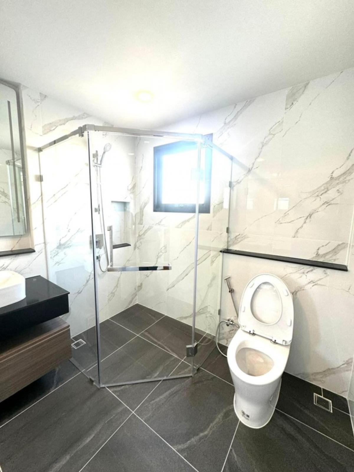 ขายบ้านบางนา แบริ่ง ลาซาล : 📢👇ขายบ้านใหม่ โครงการใหม่ ที่ The City บางนา (โครงการใหม่) มีความเป็นส่วนตัวสูง เนื่องจากหลังมุม Type ใหญ่  Godiva หน้าบ้านไม่ติดกับหลังอื่น พื้นที่กว้าง ใกล้ Mega บางนา