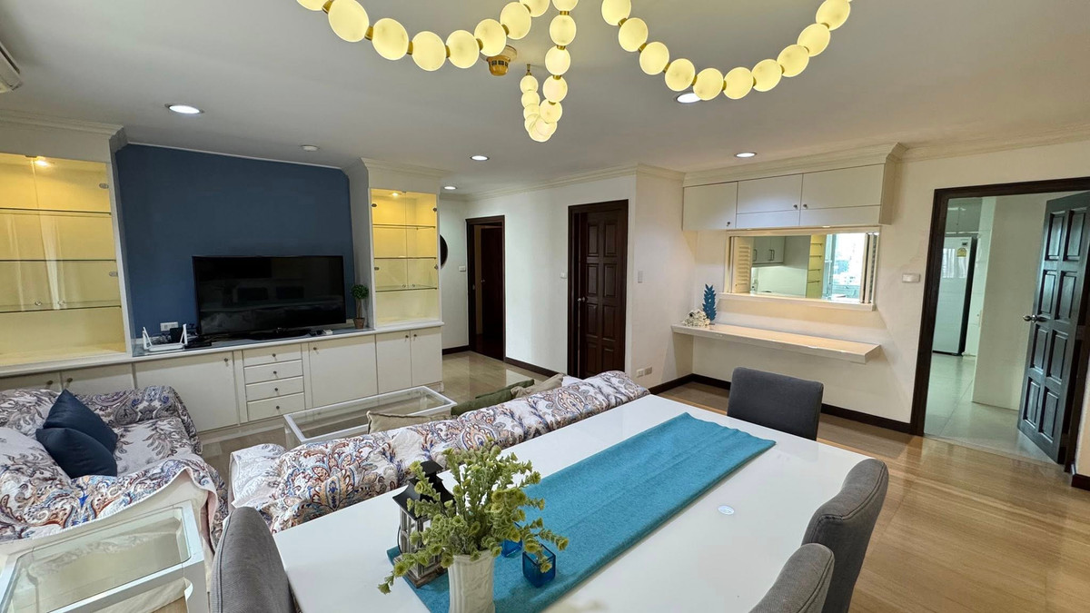 ให้เช่าคอนโดสุขุมวิท อโศก ทองหล่อ : Richmond Palace สุขุมวิท 43 ✨ พื้นที่กว้าง 164 ตร.ม. 3 นอน 3 น้ำ 3 ระเบียง แต่งครบพร้อมอยู่ ใกล้ BTS พร้อมพงษ์