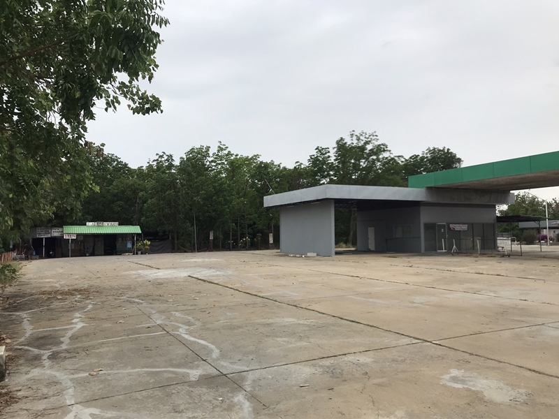 For SaleLandPhichit : Land for sale, 8 rai 275 square wa, Highway 11, Sak Lek, Sak Lek, Phichit.