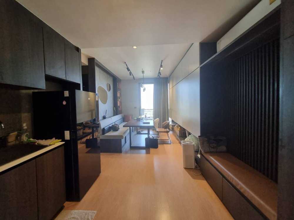 ให้เช่าคอนโดสุขุมวิท อโศก ทองหล่อ : 💫💫Looking for New and Modern Pet Friendly Condo on High Floor  near BTS Ekkamai ?
