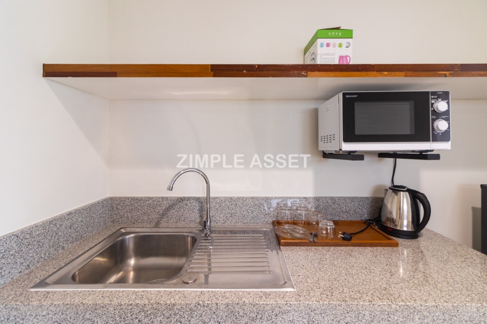 For RentOnnut, Udomsuk : Line: @zimple_asset Fully-furnished apartments in Sukhumvit 81, well-decorated rooms with convenient access, just 200 m. from BTS On Nut.
