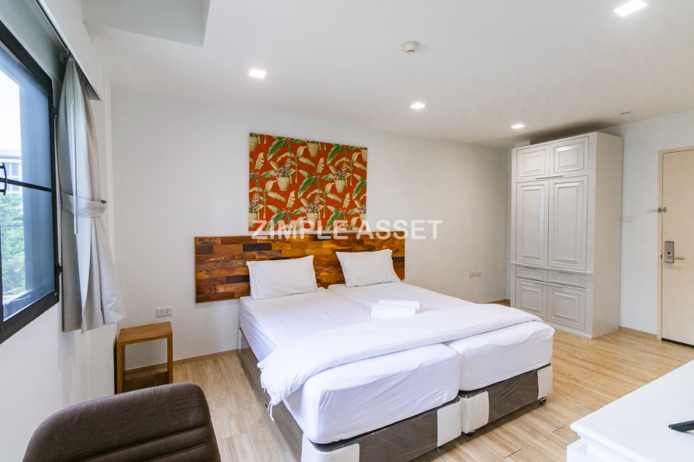 For RentOnnut, Udomsuk : Line: @zimple_asset Fully-furnished apartments in Sukhumvit 81, well-decorated rooms with convenient access, just 200 m. from BTS On Nut.