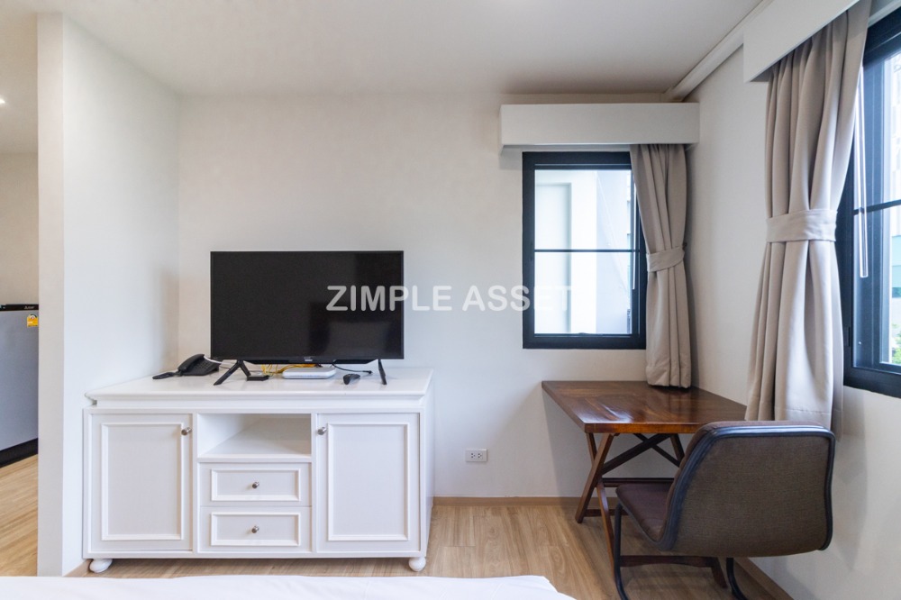 For RentOnnut, Udomsuk : Line: @zimple_asset Fully-furnished apartments in Sukhumvit 81, well-decorated rooms with convenient access, just 200 m. from BTS On Nut.