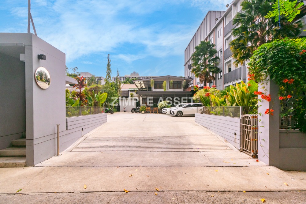 For RentOnnut, Udomsuk : Line: @zimple_asset Fully-furnished apartments in Sukhumvit 81, well-decorated rooms with convenient access, just 200 m. from BTS On Nut.