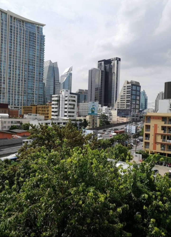 ให้เช่าคอนโดวิทยุ ชิดลม หลังสวน : Focus Ploenchit 1 Bed 23,000 per month