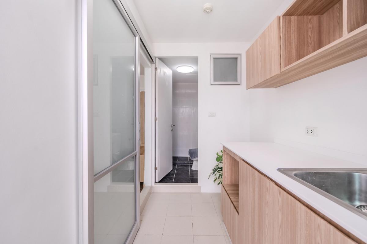 ขายคอนโดลาดกระบัง สุวรรณภูมิ : #Dcondo อ่อนนุชพระราม9 โปรดีมีจำกัด ช้าหมดอดแน่ จองเพียง 5,000 เท่านั้น🎁 พร้อมของแถมที่ทำให้หยุดยิ้มไม่ได้