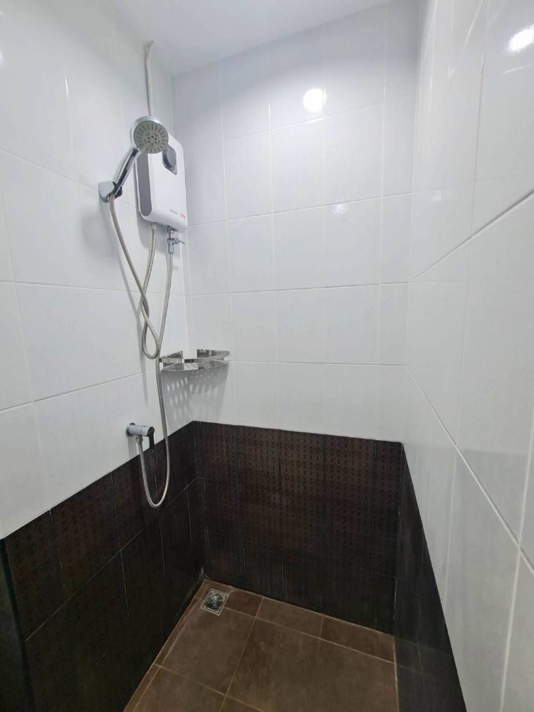 For RentCondoPattanakan, Srinakarin : For rent: Asakan Place Srinakarin, 11th floor, price 8,000 baht, fully furnished, ready to move in