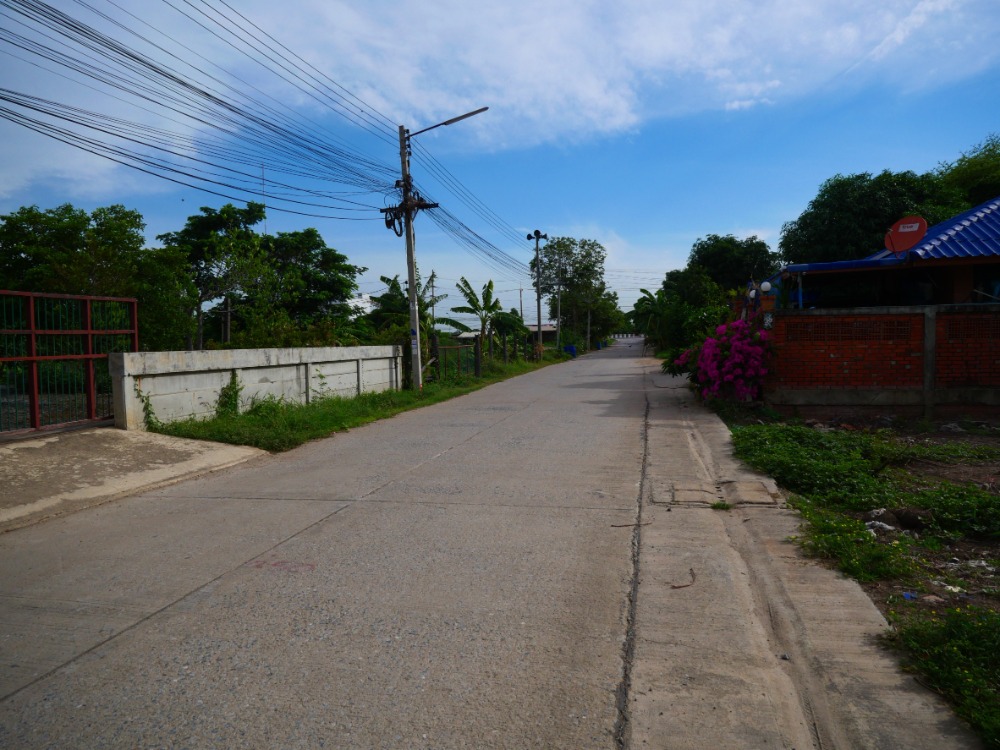 ขายที่ดินอ่างทอง : ที่ดินในเมือง หน้าโรงพยาบาลป่าโมก ที่แปลงสวย, อ่างทอง