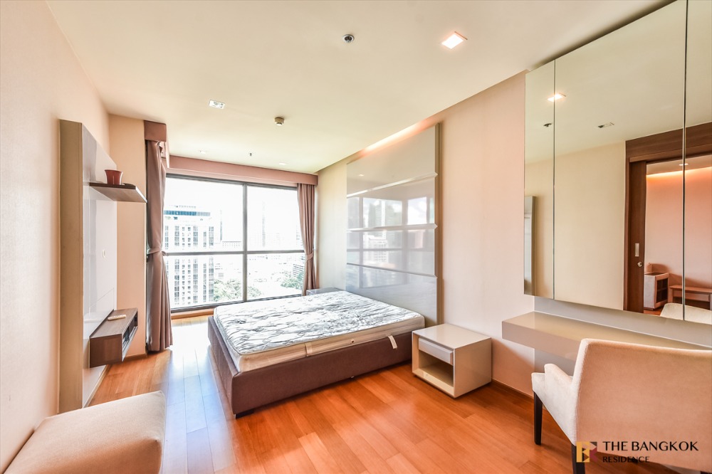 For RentCondoSathorn, Narathiwat : Big room, good price 🔥‼️ The Address Sathorn 1 bedroom, 57 sq m., price 30k/mo, interested contact 065-242-6835 Khun Gift
