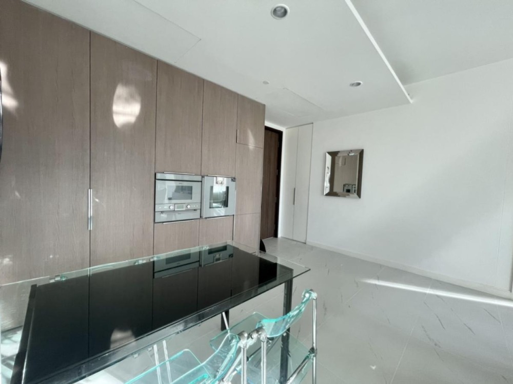 ขายคอนโดวิทยุ ชิดลม หลังสวน : S-OEFR101 ขาย คอนโด 185 ราชดำริ ชั้น10 วิวหลังสวน 110.48ตร.ม. 2นอน 2น้ำ  39.5ล้าน 064-959-8900