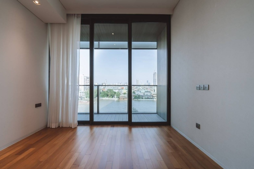 For SaleCondoWongwianyai, Charoennakor : Banyan Tree Residence Bangkok Banyan Tree Residence Riverside Bangkok, 2-bedroom riverfront condo, River front Unit 160 sq.m., price 40.90 million baht*