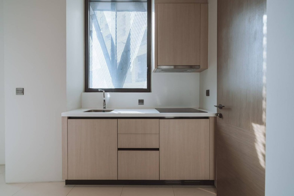 For SaleCondoWongwianyai, Charoennakor : Banyan Tree Residence Bangkok Banyan Tree Residence Riverside Bangkok, 2-bedroom riverfront condo, River front Unit 160 sq.m., price 40.90 million baht*