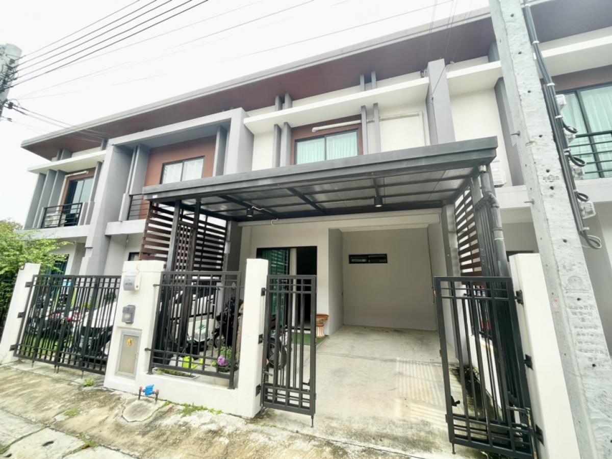 ขายทาวน์โฮมนนทบุรี บางใหญ่ บางบัวทอง : ขายทาวน์โฮม 2 ชั้น เดอะแกลเลอรี่ เนเชอร่า เทรนด์ รัตนาธิเบศร์ – ราชพฤกษ์ ต่อเติมครบ พร้อมอยู่ใกล้ MRT บางพลู