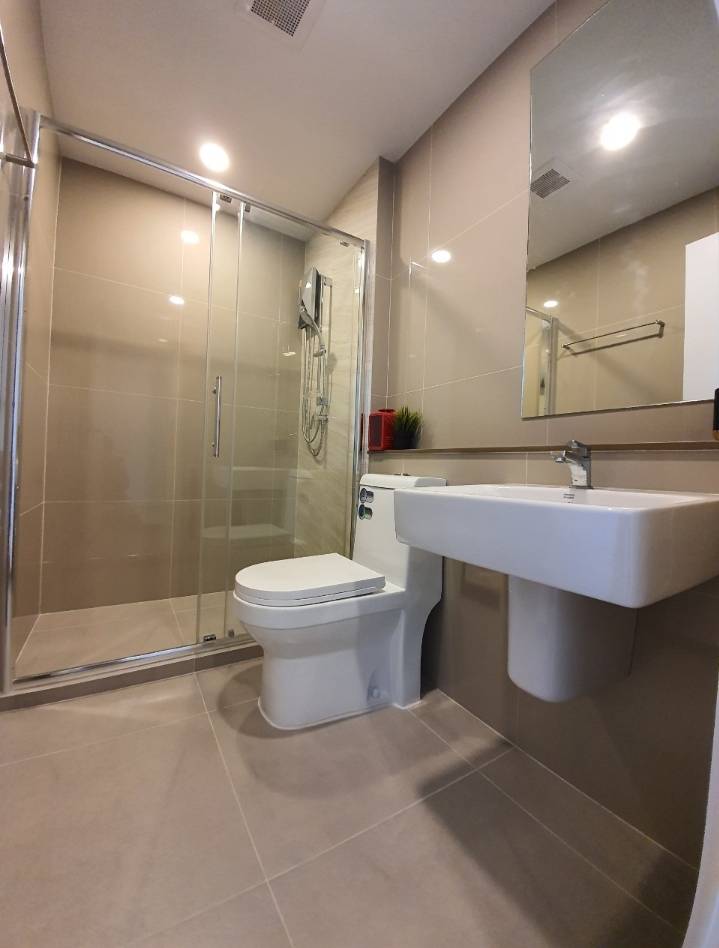 For SaleCondoRama9, Petchburi, RCA : S-TTS134 Condo for sale, The Tree Sukhumvit 71-Ekkamai, 22nd floor, city view, 57 sq m., 2 bedrooms, 2 bathrooms, 5.75 million, 064-959-8900